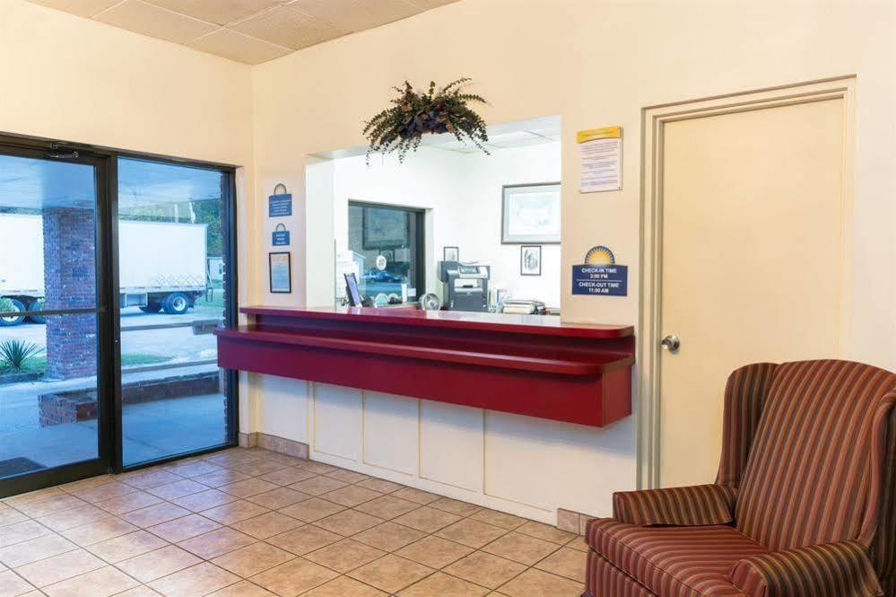 Econo Lodge Middlesboro Exterior photo